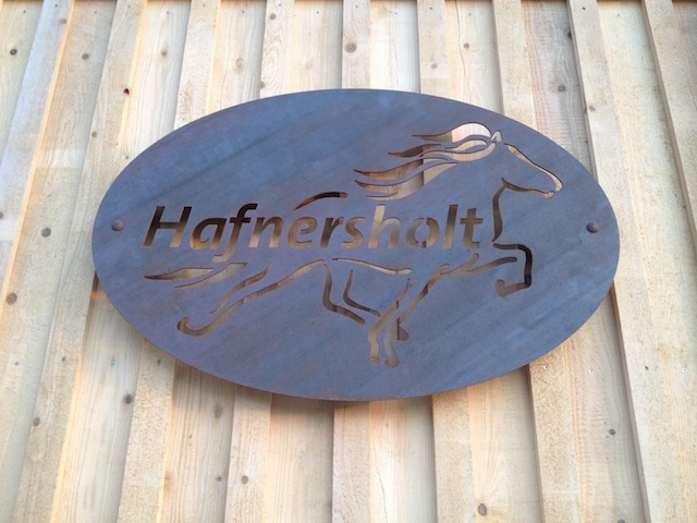 Hafnersholt Logo aus Metall