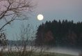 Mystischer Volmond im Dezember